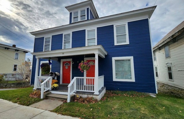 Downtown Middlebury 3 BR Home - Walk Everywhere!