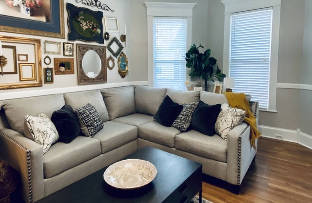 Downtown premier property that offers water park day passes & more.