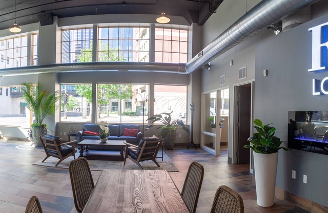 Downtown Saint Paul, 2 Bdrms, 2Baths at R7 Lofts