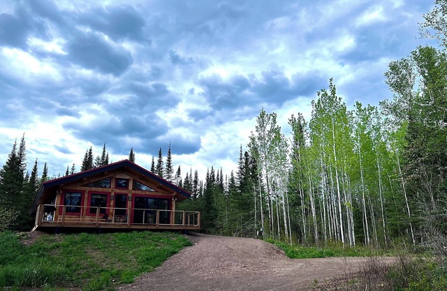 Dragonfly - Unique, tranquil retreat in Grand Marais, MN