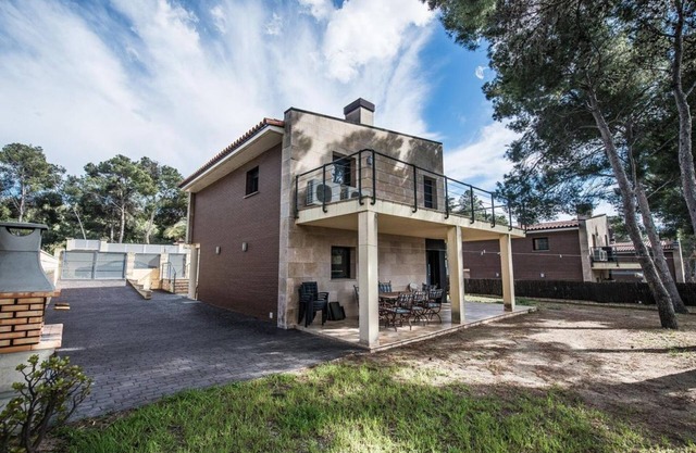 Dream Villa in Cap Salou - Pool & Beach Paradise