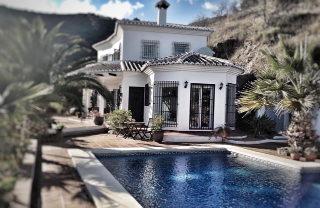 Dream villa with a breathtaking view of the mountains and the Costa del Sol