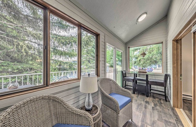 Dreamy, Family-Friendly Cloudcroft Townhome!