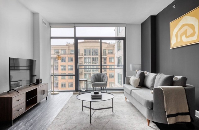 Dreamy Virginia Square 1BR w/Gym & W/D, steps to Metro, by Blueground