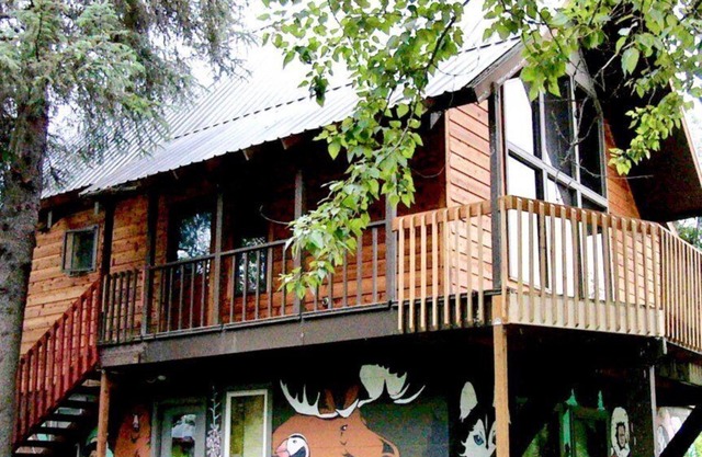 Drift to the Lift - Walk Almost Everywhere at Alyeska Resort from Bright Chalet!