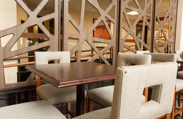 Drury Inn & Suites St. Louis Airport