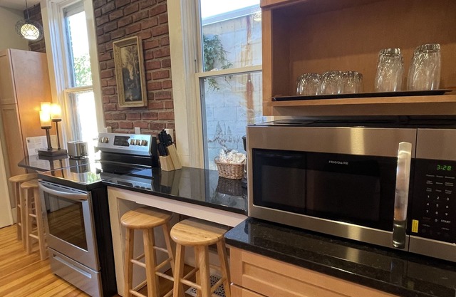 Dubuque Luxury Rental Suite 107 Farmers Market