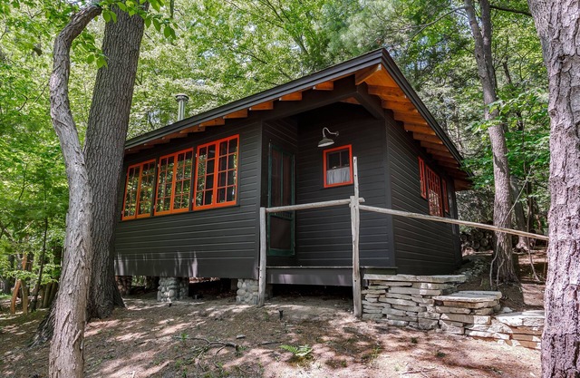 Dune Buggy Cottage at Treetops - a Lakewood Lux property