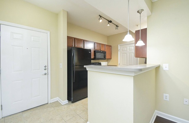 Dunwoody Destination (Unfurnished)