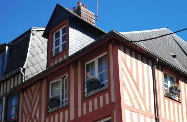 Duplex apartment honfleur