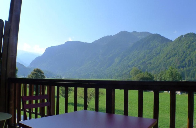 Duplex confortable avec balcon sud, animaux admis et parking - FR-1-629-133