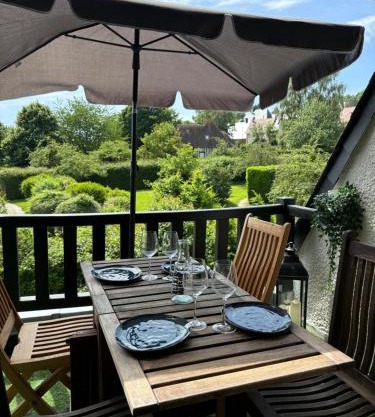 Duplex très proche de Deauville Tennis et piscine