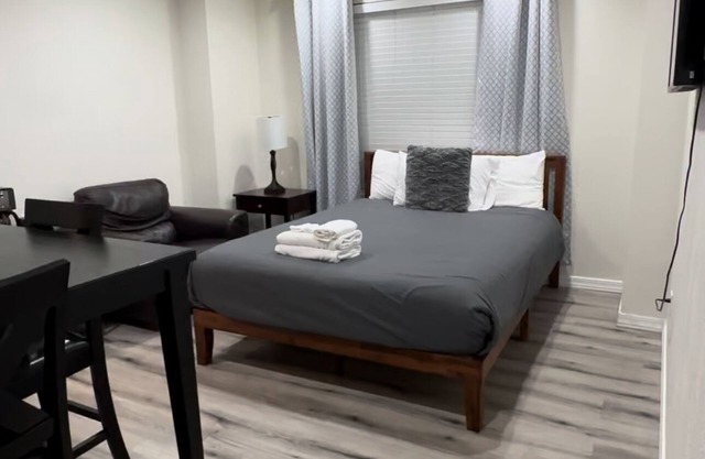 DY Guest Suite