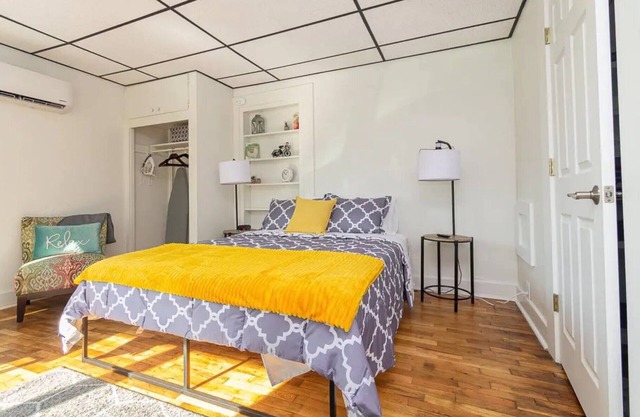 Dynamic Super Saver Studio Apartment MISTNO401-5