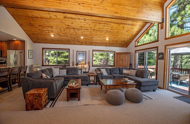 Eagle Pines by Hauserman Rentals