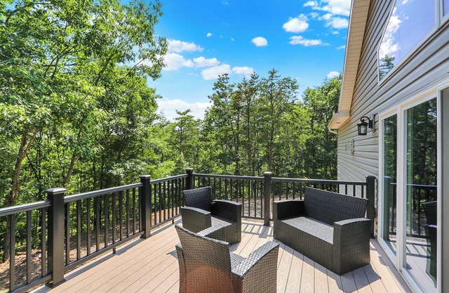 Eagle's Nest: Aunt Susie's Raystown Lake Vacation Rentals; James Creek Boat Launch