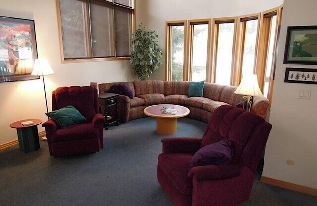 Eagle Vail 3bd/2.5BA. 5min to BC/10min to Vail-Great for families. Great rates!