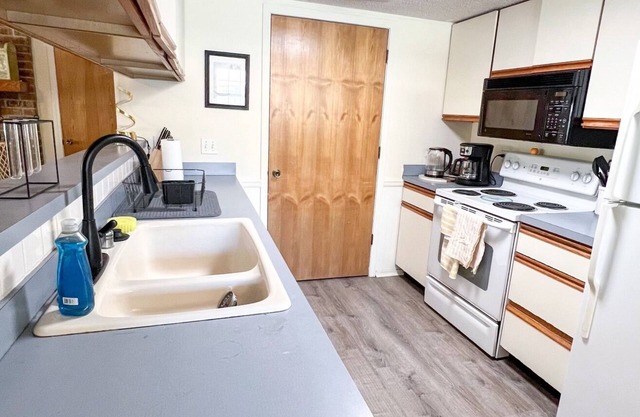 East of Eden: Perfect Location, Welcoming Home