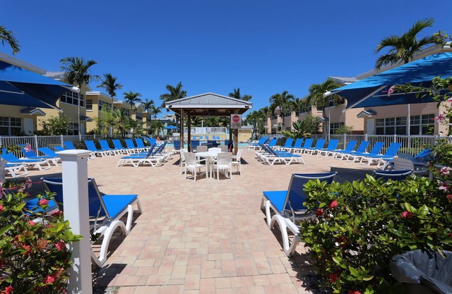 Easy Beach Access-Grnd Floor-Barefoot OnThe Shores II