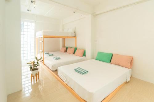 Easy Sunday Khaosan Bangkok