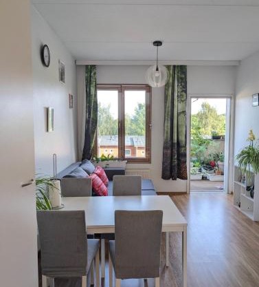 Easy Transit 2-Room Apt nearby Train & Shopping