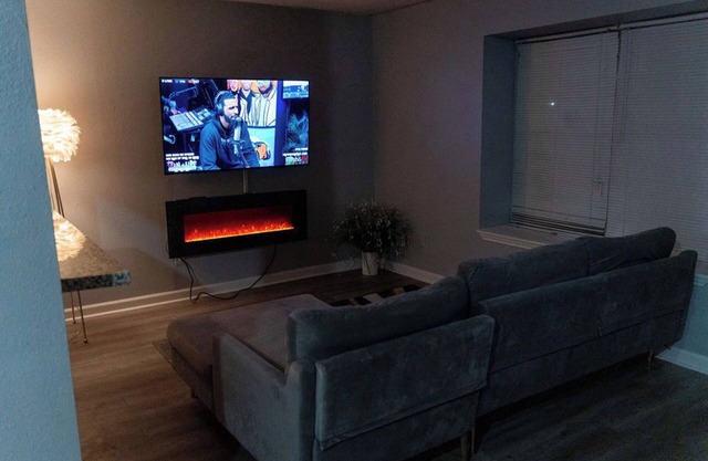 Echelon Oasis on Fleming Drive Modern Comfort & Smart Living