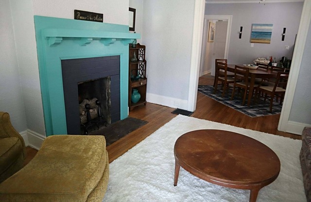 Eclectic 3 bedroom close to downtown
