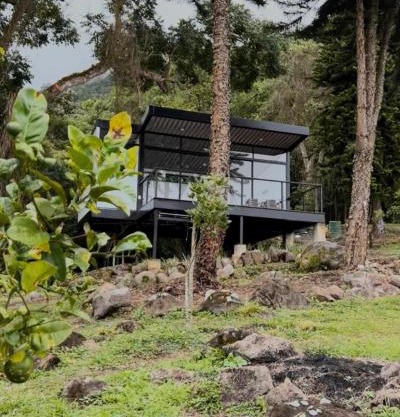 Eco Lodge Los de Arriba en Lago Calima para dos personas