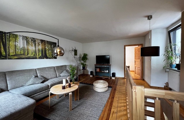 Ecological Guest House with Garden and Castle View - Central, Near the Lake