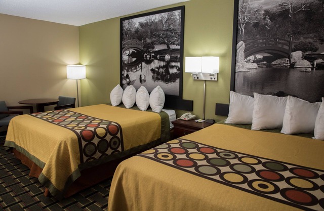Econo Lodge