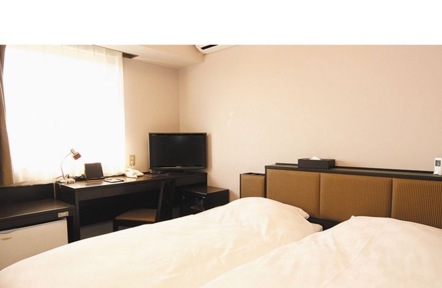 Economy Twin Room without meals plan Biwaichi / Nagahama Shiga