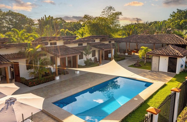 EcoVilla Rodinia - Spacious Private Pool, Secluded