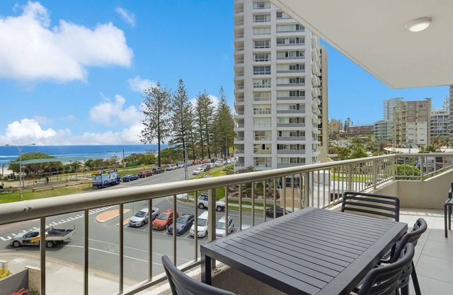 Eden Towers Unit 5 Great location with Ocean views, Linen included and Wi-Fi Inc.