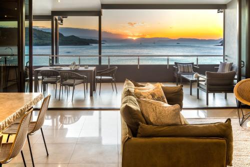 Edge Apartments on Hamilton Island by HIHA