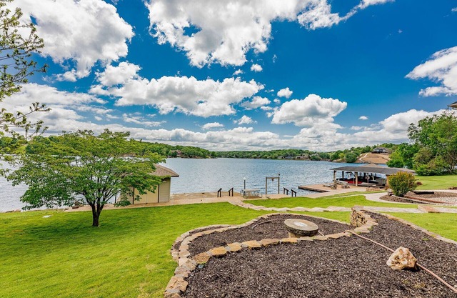 Edgewater Escape Lakefront Home