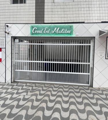 Edifício Malibu- 100 metros da praia-Check-in e Check-out Flexível- Apto com Wi-Fi fibra 600 mega e TV por assinatura com 120 canais