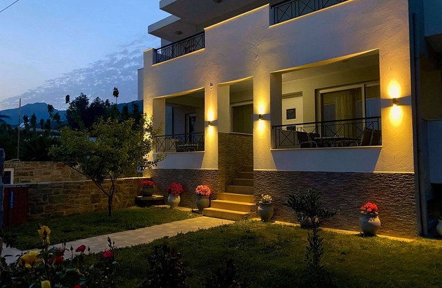 Eirini & Manolis Apartments