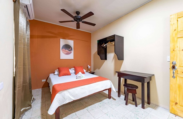 El Cocobolo Food&rest Room 2 B&B Wifi A/C Pkg Gratis