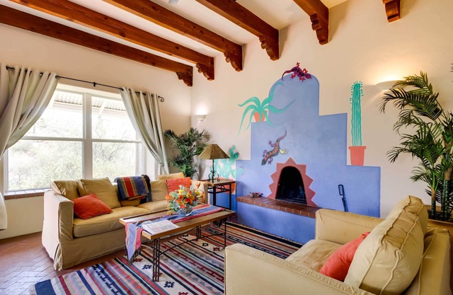 'El Diamante' Mtn-View Casita w/Private Jacuzzi!