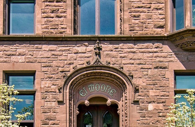 El Moore Lodge