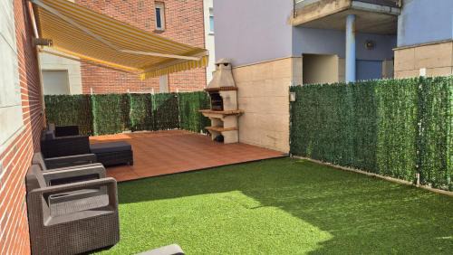 El Pinar de Mogro - Barbacoa y piscina