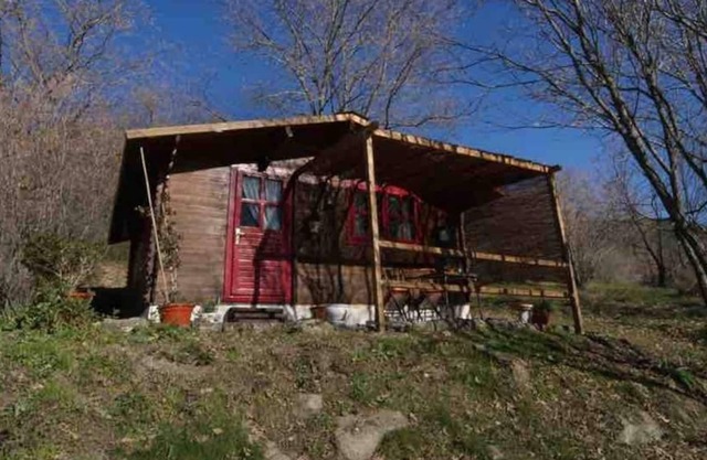 El Rojo Romántica cabaña de madera con vista