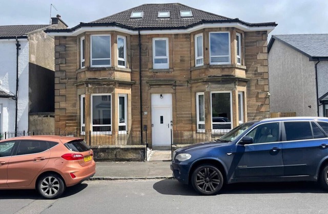 Elderpark Apartment 2