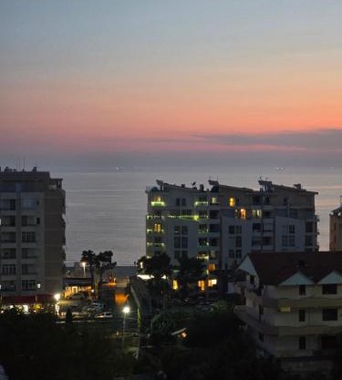 Eldo Apartments