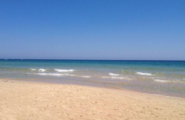 elegant villa of 240 sqm with all comforts 100 meters from a private beach