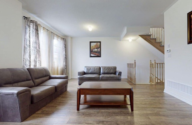 Elegant 3-bedroom townhouse