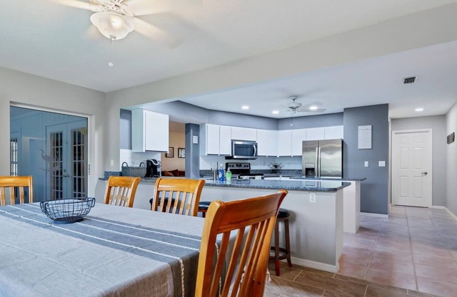 🥇 Elegant 3bd home near Disney (CH846)