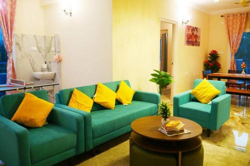 Elegant 3BHK Apt near Gachibowli with All Amenities