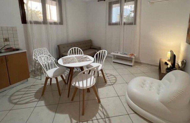 Elegant studio in Ireon, near the airport