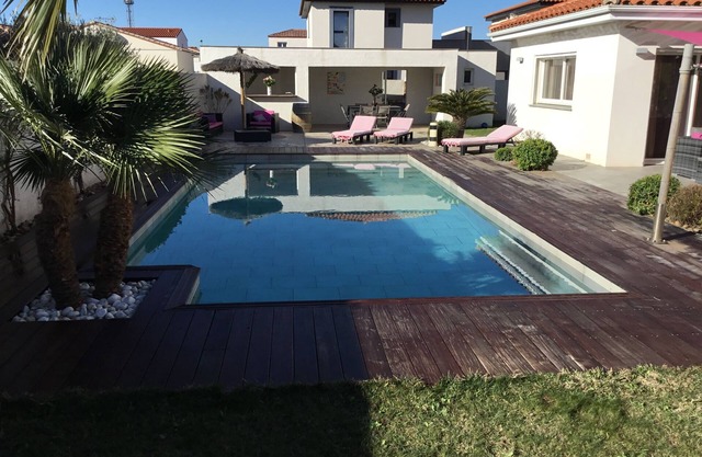 Elegant Villa with pool near the beaches